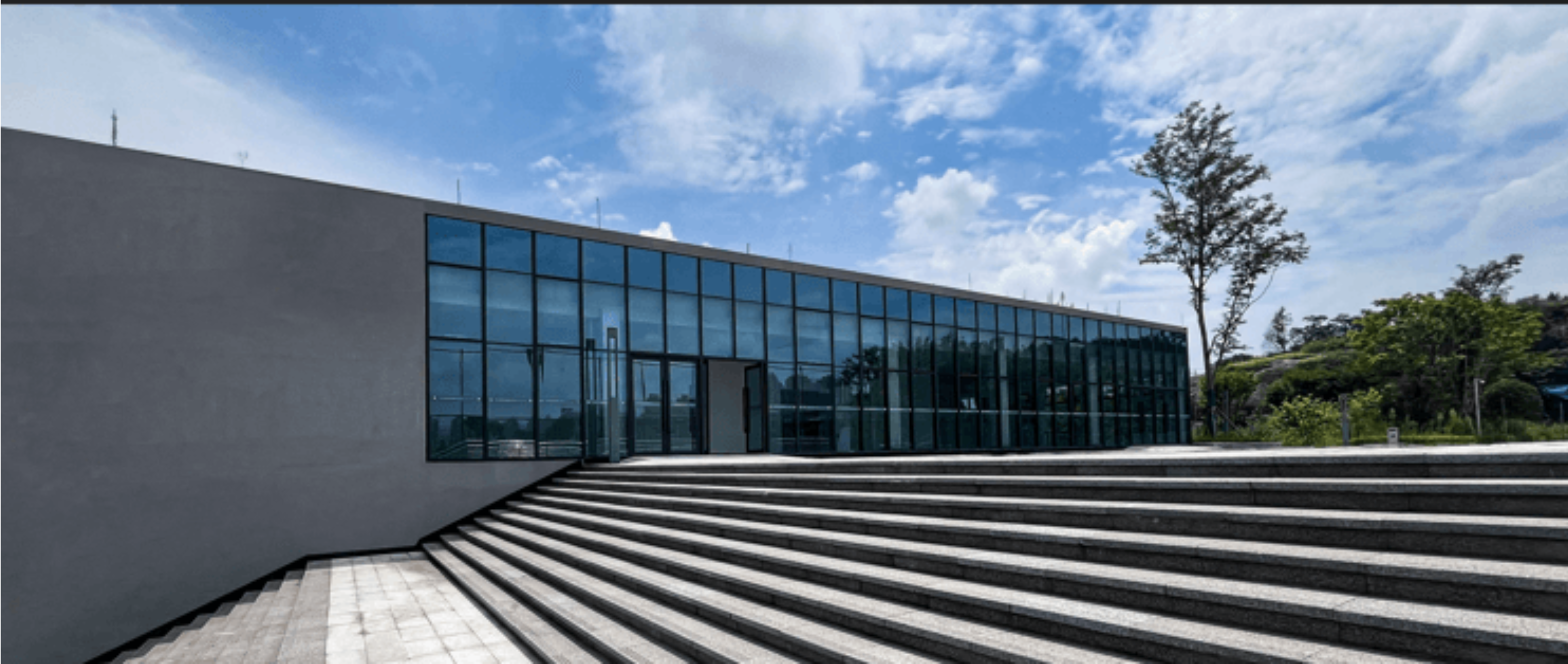 龙兴足球训练中心